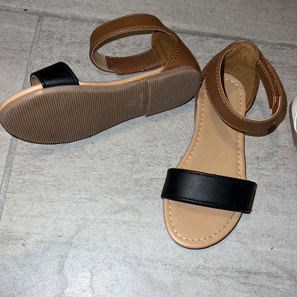 Toddler sandals - Picture 2 of 4